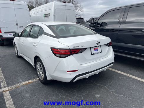 Used 2023 Nissan Sentra S w/ Lighting Package image 2