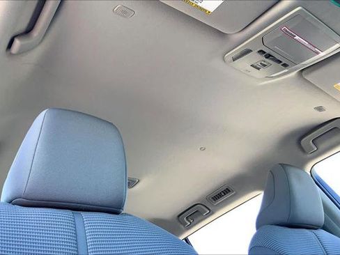 Certified 2023 Toyota Highlander LE image 14