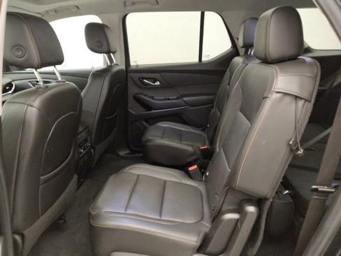 Used 2021 Chevrolet Traverse Premier w/ Redline Edition AWD/4WD image 18