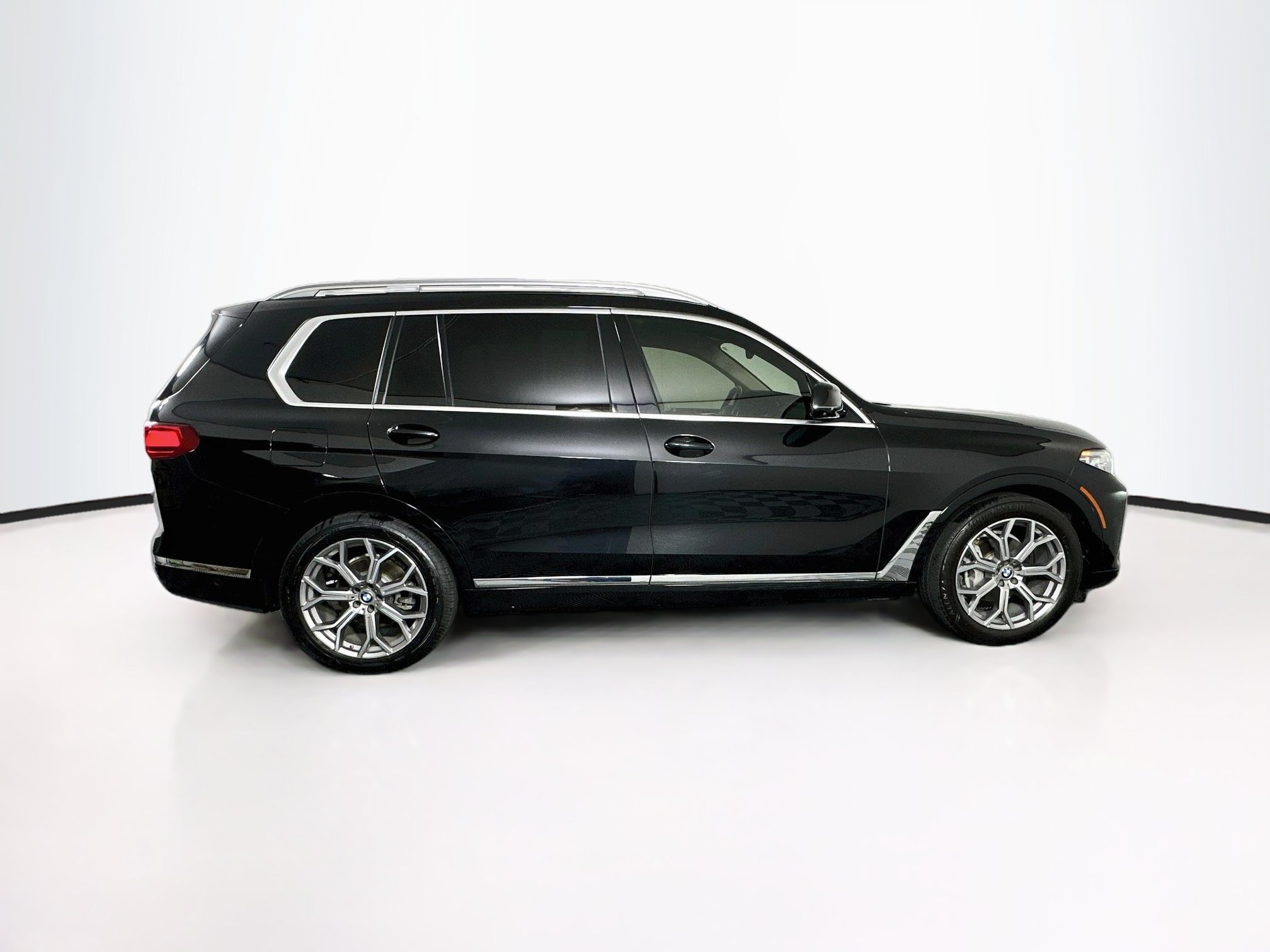 Used 2020 BMW X7 xDrive40i w/ Cold Weather Package AWD/4WD image 10