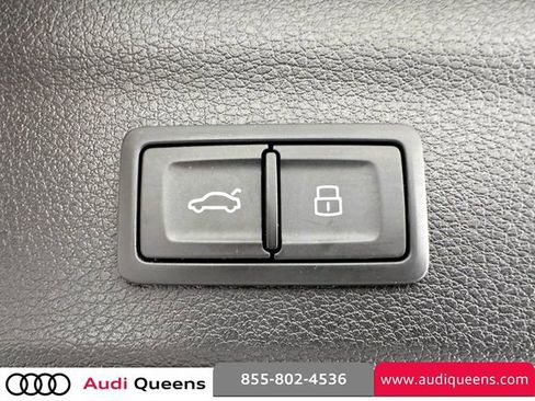 Certified 2023 Audi Q3 2.0T Premium Plus w/ Premium Plus Package AWD/4WD image 12