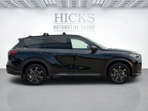 Used 2026 INFINITI QX60 Autograph w/ Dark Cargo Package image 4