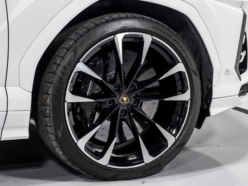 Used 2021 Lamborghini Urus image 55