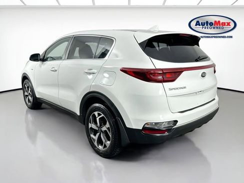 Used 2020 Kia Sportage LX image 5