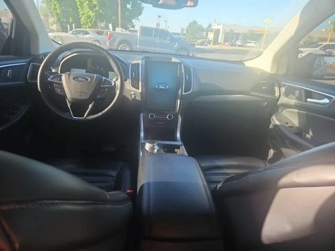 Certified 2024 Ford Edge SEL AWD/4WD image 10