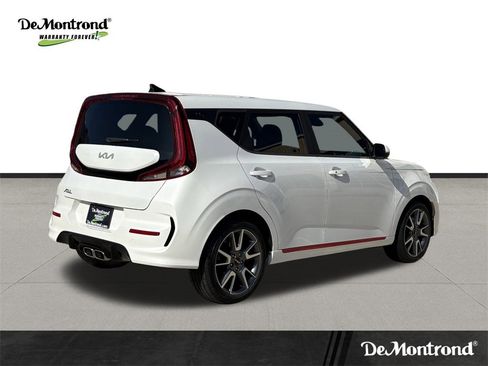 Certified 2022 Kia Soul Turbo image 5