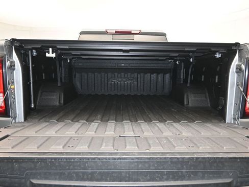 Used 2023 GMC Sierra 1500 AT4 w/ AT4 Premium Package AWD/4WD image 26