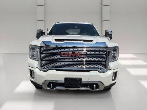 Used 2022 GMC Sierra 3500 Denali AWD/4WD image 2