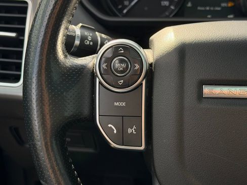 Used 2016 Land Rover Range Rover Sport SE image 14
