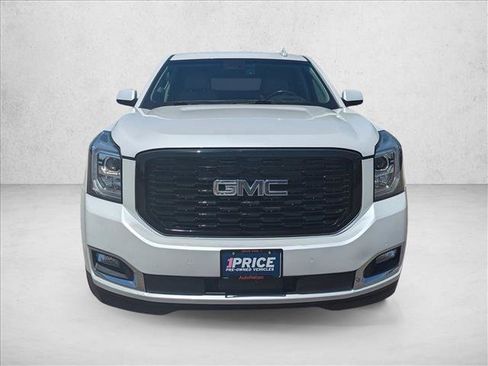 Used 2017 GMC Yukon Denali w/ Open Road Package AWD/4WD image 2