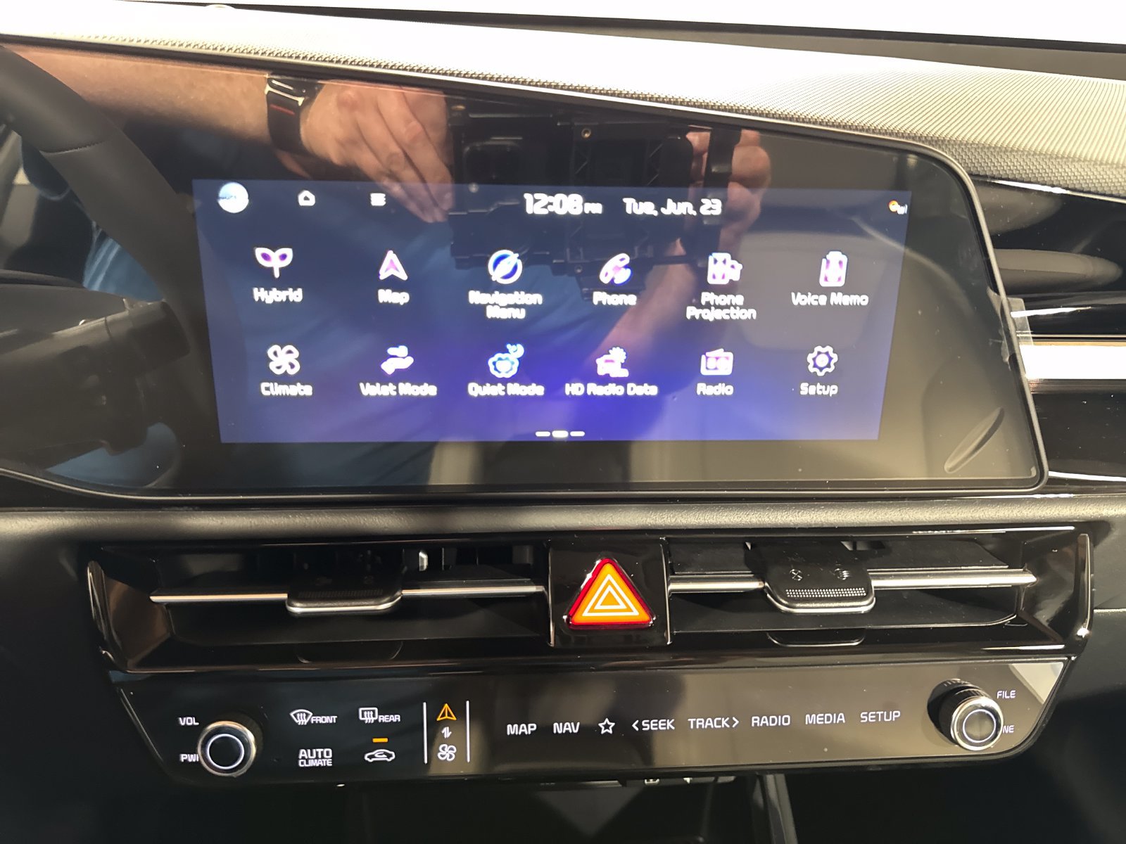 New 2026 Kia Niro EX FWD image 17