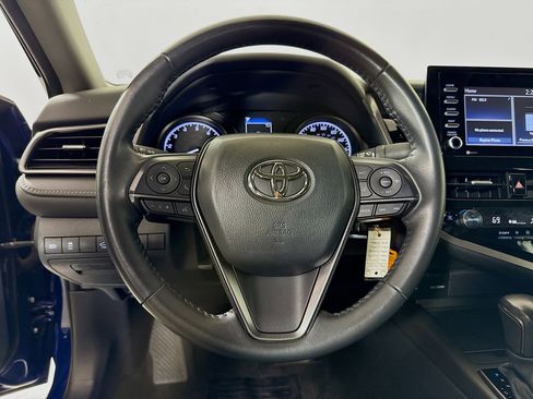 Used 2024 Toyota Camry SE FWD image 12