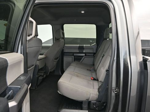 Used 2020 Ford F250 XLT image 11