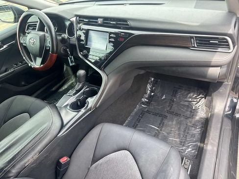 Used 2019 Toyota Camry LE FWD image 16