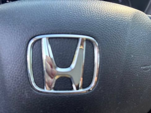 Used 2022 Honda HR-V LX image 20