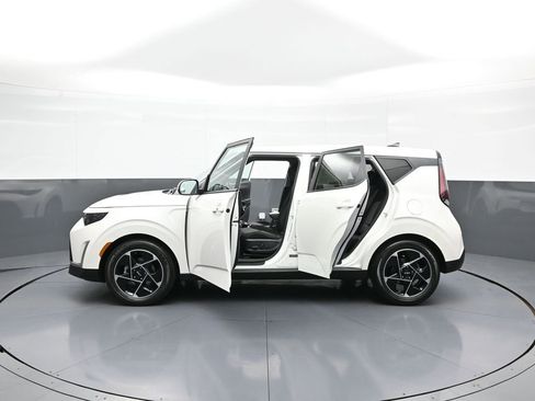 Used 2023 Kia Soul EX FWD image 43