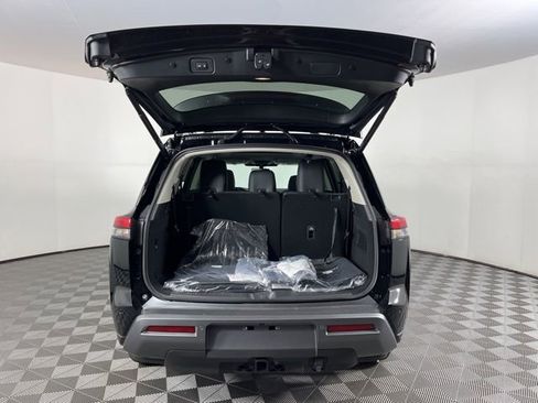 New 2026 Nissan Pathfinder SL w/ SL Premium Package AWD/4WD image 50