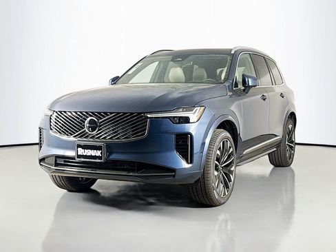 New 2026 Volvo XC90 B6 Ultra w/ Protection Package image 3