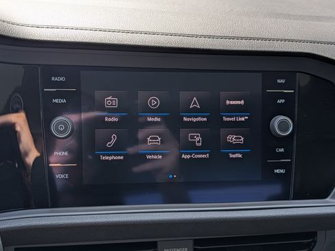 Used 2019 Volkswagen Jetta SEL Premium FWD image 22