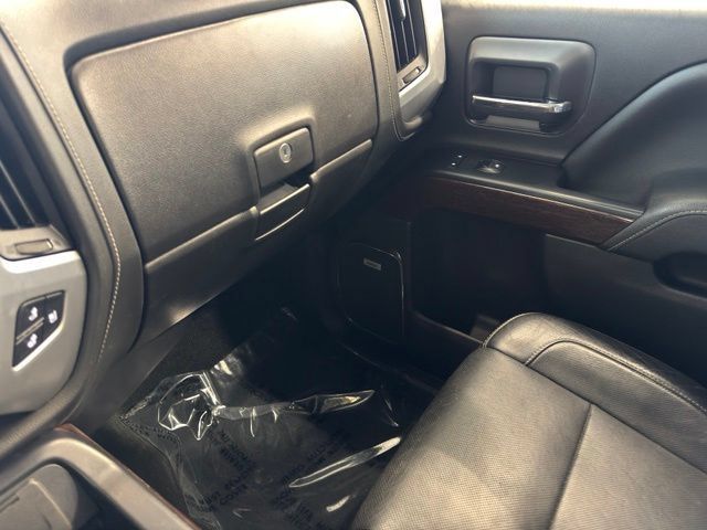 Used 2018 GMC Sierra 1500 SLT AWD/4WD image 23