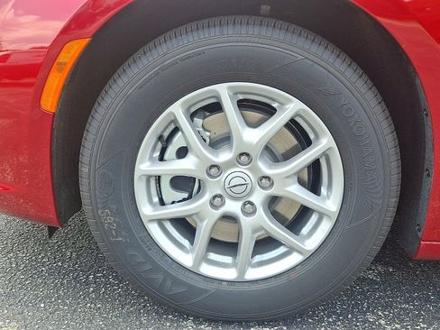 Used 2026 Chrysler Pacifica Select image 21