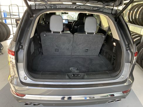 Used 2022 Lincoln Aviator Reserve w/ Equipment Group 201A image 7