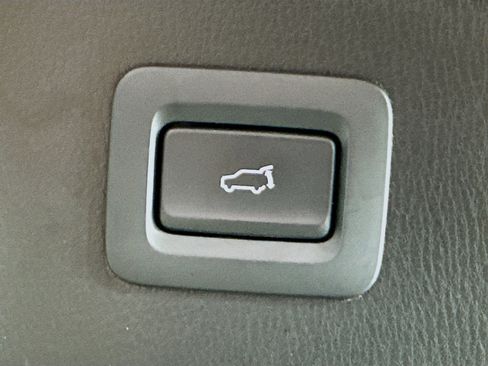 Used 2025 MAZDA CX-5 AWD 2.5 S w/ Preferred Package image 29