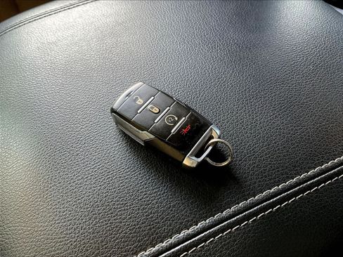 Used 2019 RAM 1500 Big Horn AWD/4WD image 34