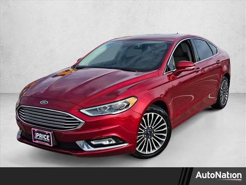 Used 2017 Ford Fusion SE w/ Fusion SE Technology Package FWD image 1