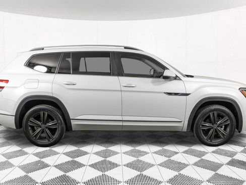 Used 2022 Volkswagen Atlas SEL R-Line AWD/4WD image 17