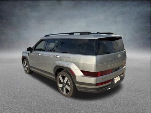 Used 2024 Hyundai Santa Fe Limited FWD image 7