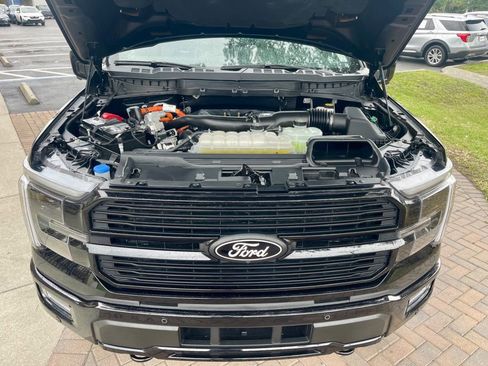 Used 2024 Ford F150 Platinum w/ Equipment Group 702A High image 17