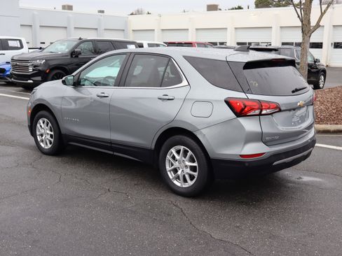 Certified 2024 Chevrolet Equinox LT image 8