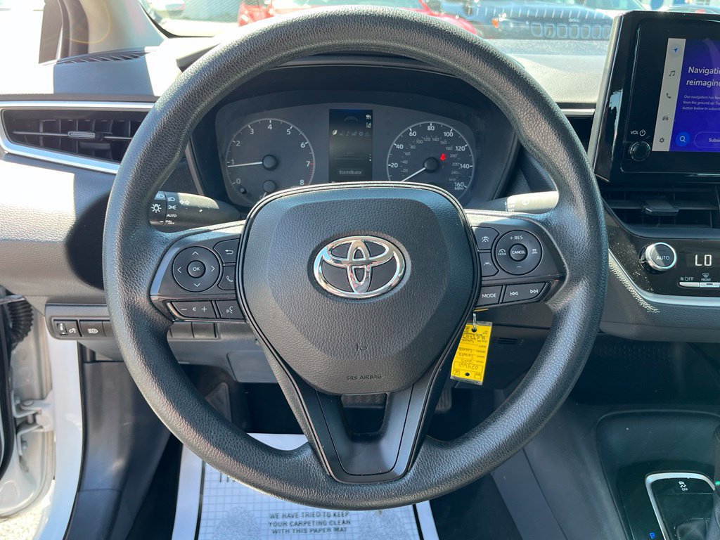 Used 2023 Toyota Corolla LE FWD image 16