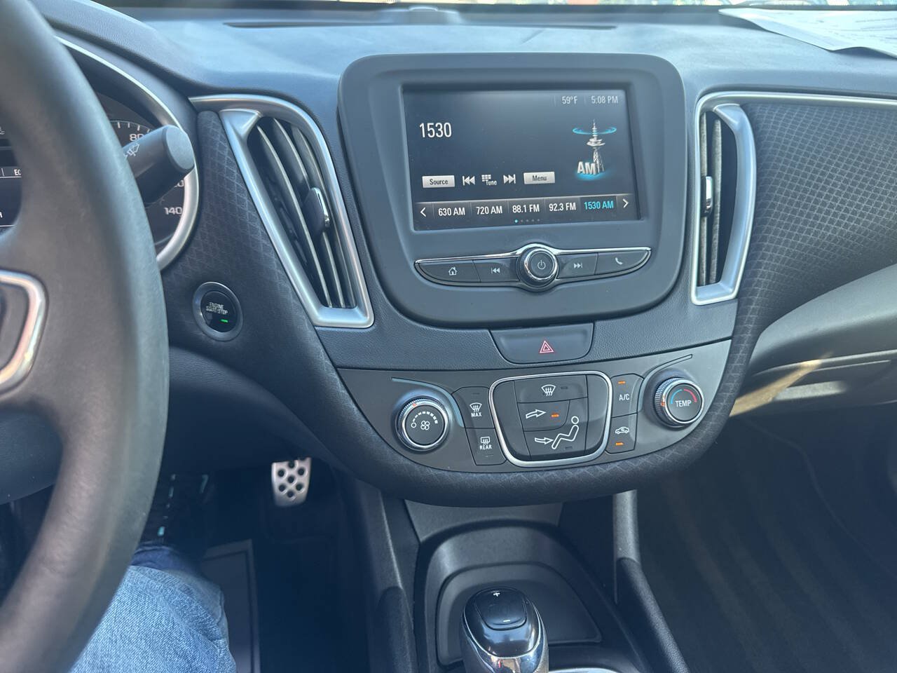 Used 2017 Chevrolet Malibu LS FWD image 14