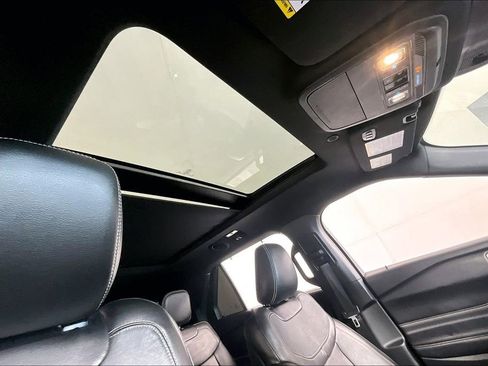 Used 2020 Ford Explorer ST w/ ST Street Pack image 22