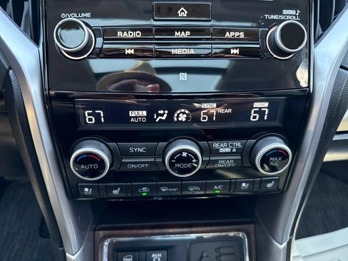Used 2021 Subaru Ascent Touring AWD/4WD image 14