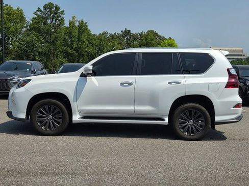 Used 2020 Lexus GX 460 Luxury w/ Luxury Sport Package AWD/4WD image 2