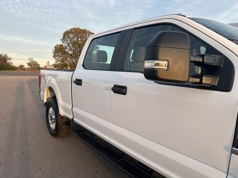 Used 2022 Ford F250 XL w/ STX Appearance Package image 5