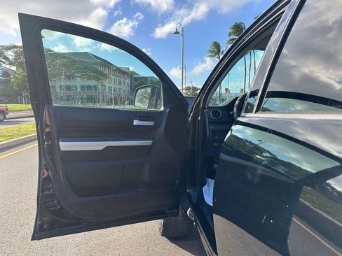 Used 2014 Toyota Tundra SR5 w/ TRD Off Road Package image 13