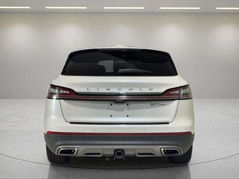 Used 2019 Lincoln Nautilus Reserve w/ Class II Trailer Tow Package AWD/4WD image 4