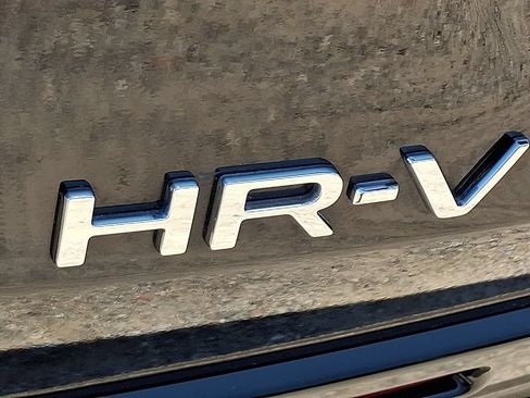 Used 2025 Honda HR-V EX-L image 30