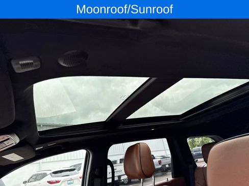 Used 2019 Jeep Grand Cherokee Summit w/ Platinum Series Group AWD/4WD image 8