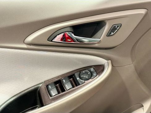 Used 2023 Chevrolet Malibu LT image 16