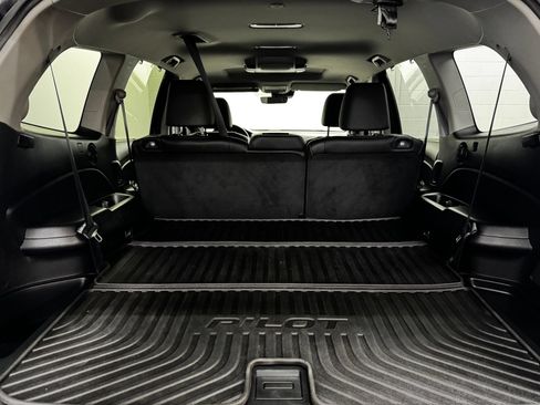 Used 2019 Honda Pilot Touring image 40