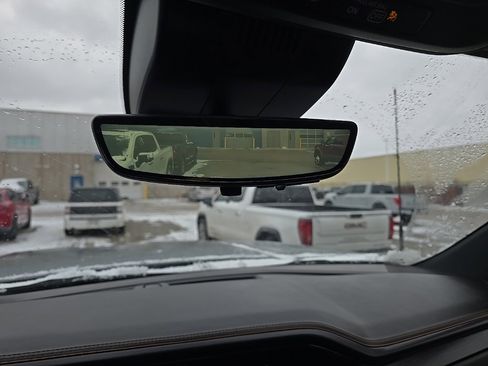 Used 2024 GMC Sierra 3500 AT4 w/ AT4 Premium Plus Package image 20