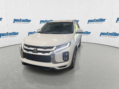 Used 2020 Mitsubishi Outlander Sport ES FWD image 4