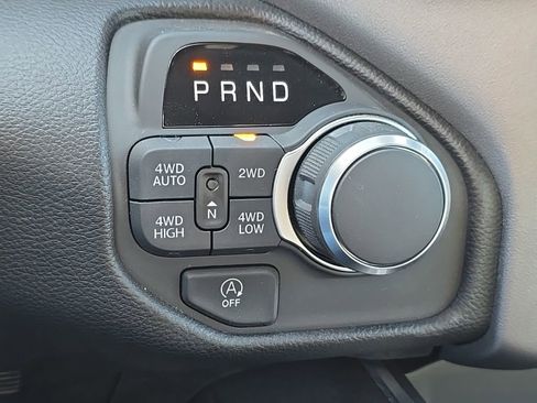 New 2026 RAM 1500 Big Horn AWD/4WD image 13