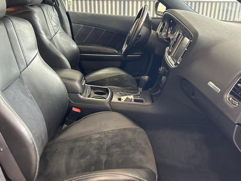 Used 2012 Dodge Charger R/T RWD image 13