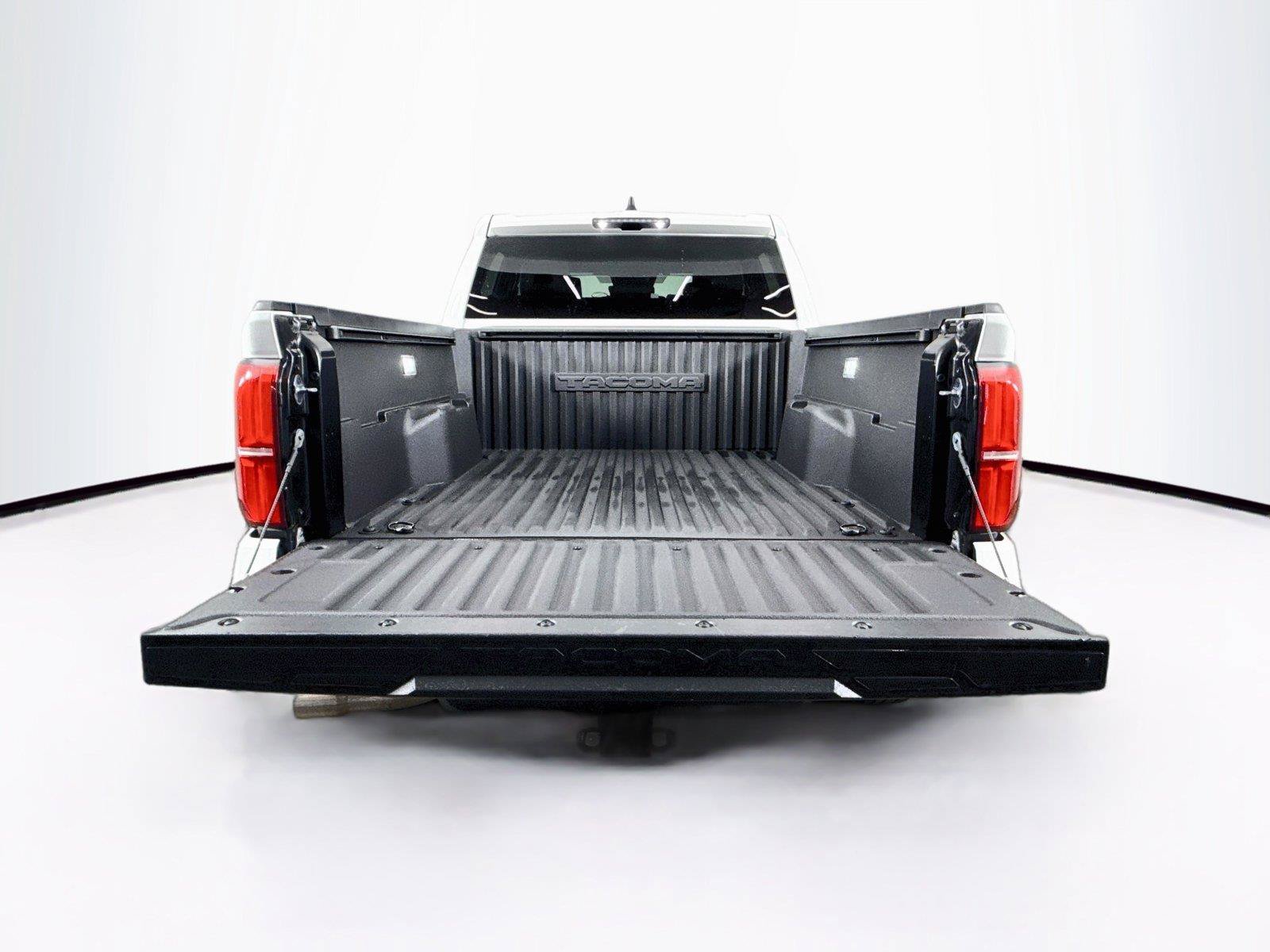 Certified 2025 Toyota Tacoma TRD Sport AWD/4WD image 36
